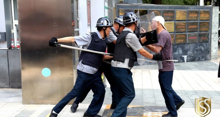 培訓(xùn)演練丨酷暑磨礪精兵 共筑校園平安 京城安保駐門頭溝教委項(xiàng)目匯報(bào)演練圓滿結(jié)束